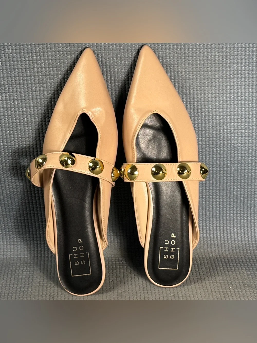Shu Shop Gold Bead Beige Slide Fashion Flats Women’s Size 7.5